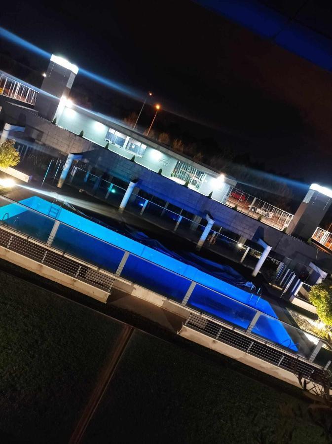Espectacular Apartamento Con Piscina Y Garaje Madrid Exterior photo